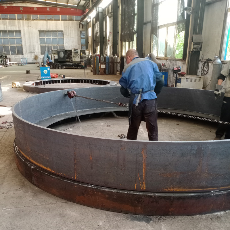 帶浙江客（kè）戶參觀中繼間廠家的生產車間  掘（jué）順機械盡顯過硬品質