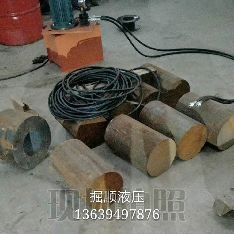 加班（bān）加點忙生產液壓泵、千斤頂（dǐng），都是真（zhēn）材實料好質量